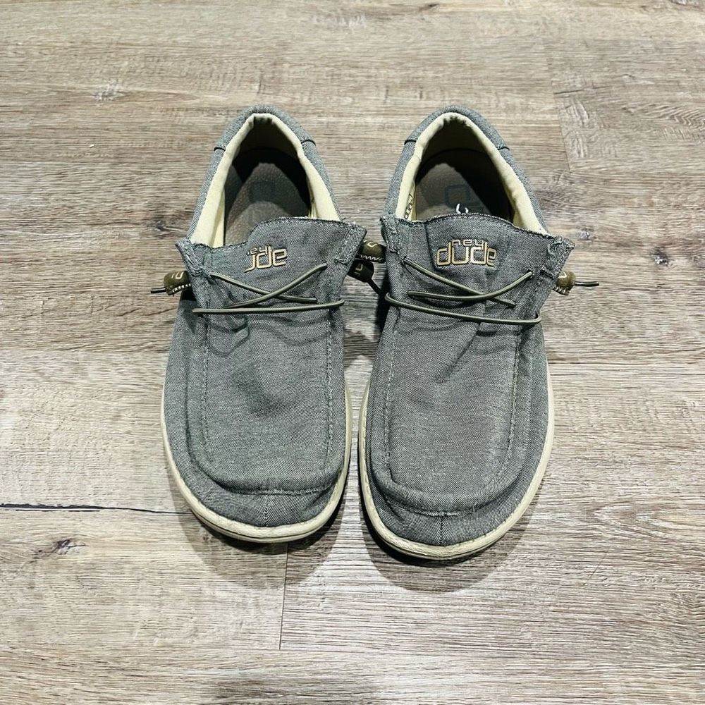 𝅺hey Dude Tan/Brown Shoes size 10​